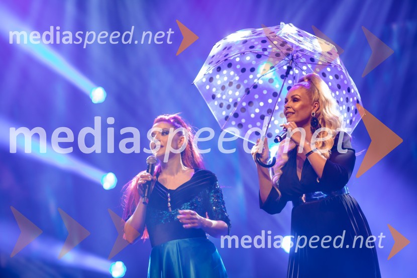 Glasbeno plesni spektakel s Tanjo Žagar