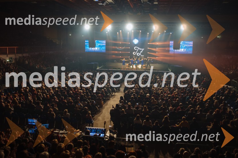 Glasbeno plesni spektakel s Tanjo Žagar