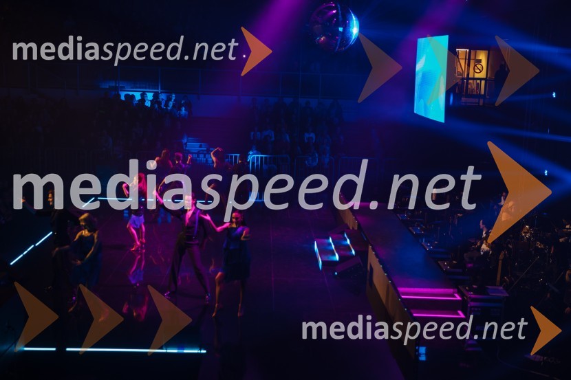 Glasbeno plesni spektakel s Tanjo Žagar