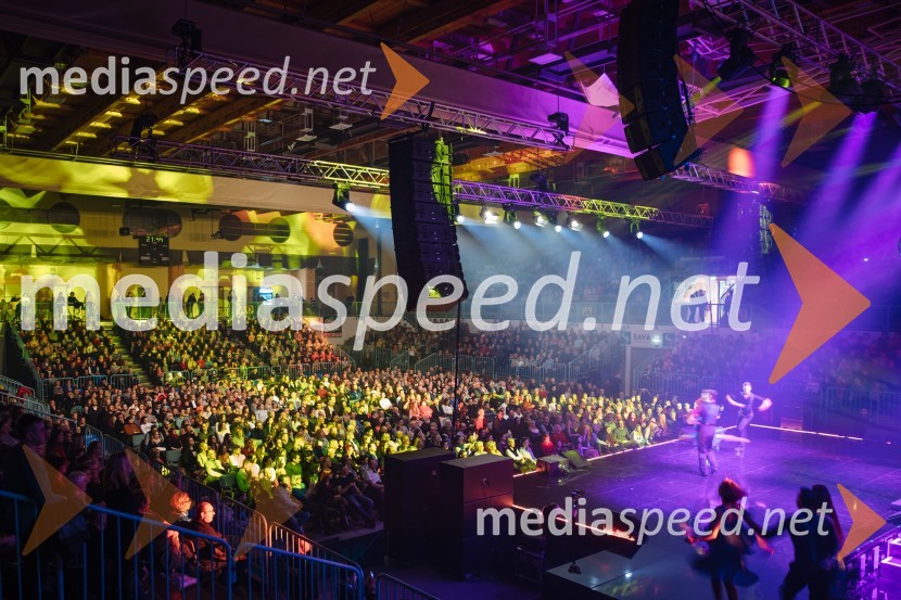 Glasbeno plesni spektakel s Tanjo Žagar