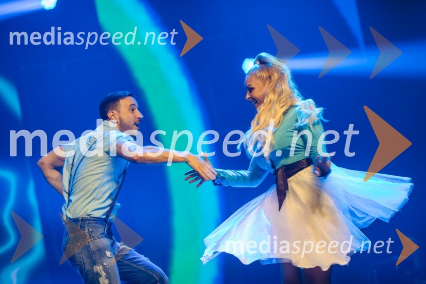 Glasbeno plesni spektakel s Tanjo Žagar