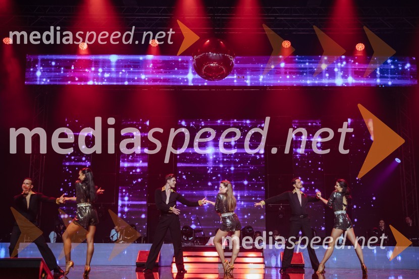 Glasbeno plesni spektakel s Tanjo Žagar