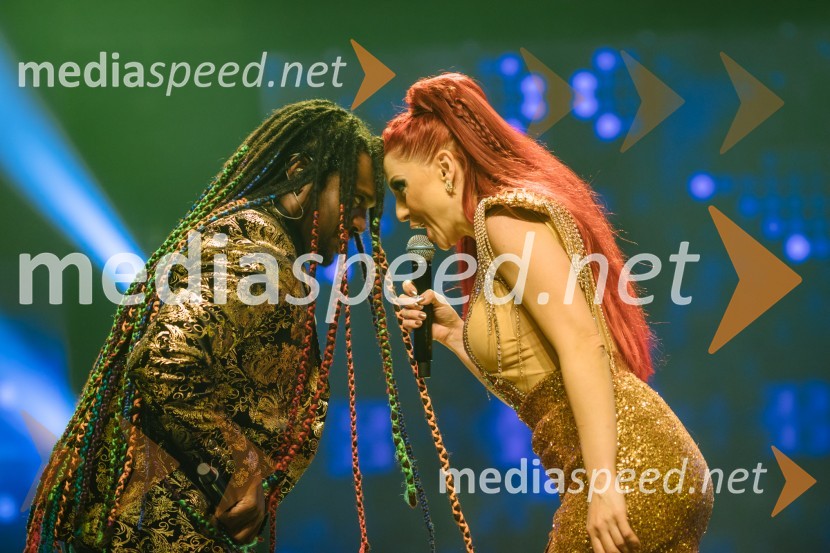 Glasbeno plesni spektakel s Tanjo Žagar