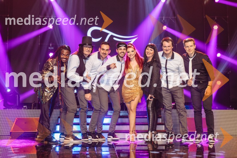 Glasbeno plesni spektakel s Tanjo Žagar