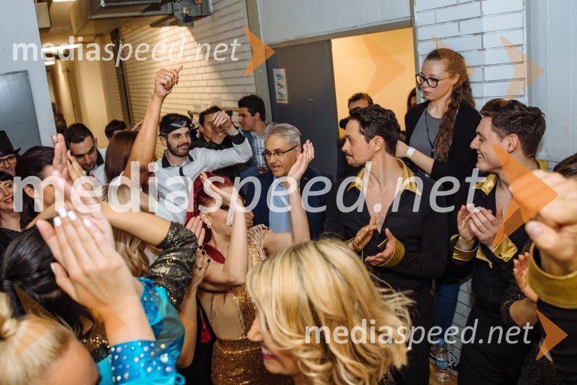 Glasbeno plesni spektakel s Tanjo Žagar