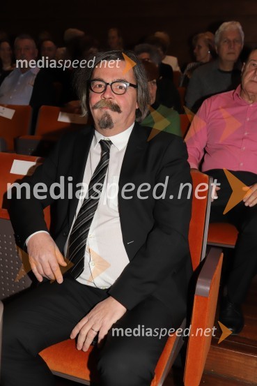  Vladimir - Vlado Šega, predsednik SSD skupine HSE in SD DEM, organizator koncertovBob leta 2019 zdravnici in humanitarki Ninni Kozorog