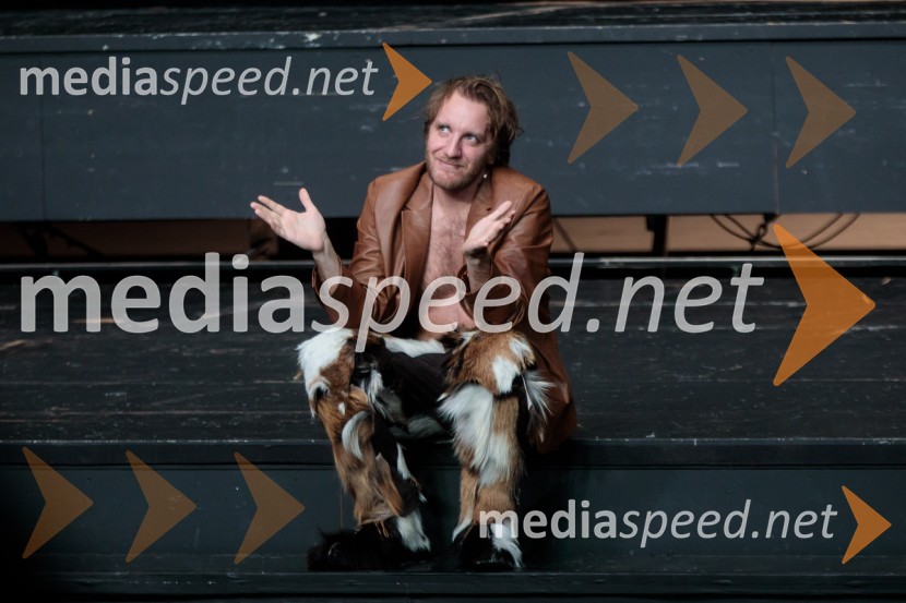 2020, premiera drame