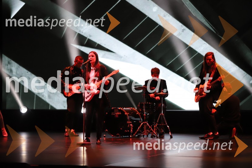 Koala VoiceBob leta 2019 zdravnici in humanitarki Ninni Kozorog