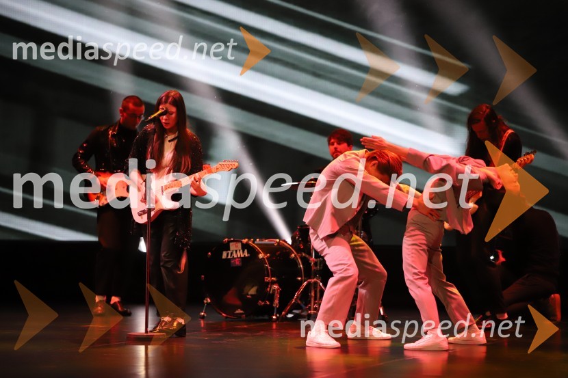 Koala VoiceBob leta 2019 zdravnici in humanitarki Ninni Kozorog