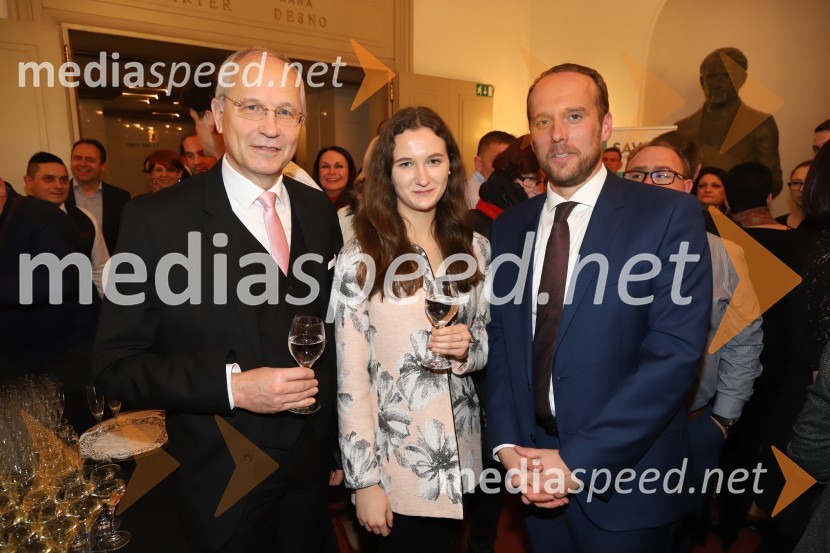 mag. Boris Sovič, predsednik uprave Elektro Maribor, nekdanji župan Maribora ;  ... ;  Uroš Hakl, direktor družbe Večer, d.o.o.Bob leta 2019 zdravnici in humanitarki Ninni Kozorog