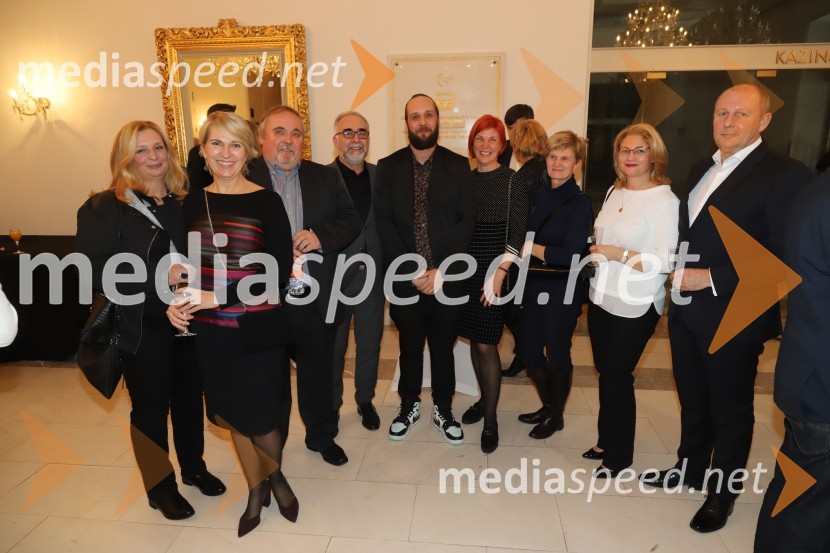 Bob leta 2019 zdravnici in humanitarki Ninni Kozorog