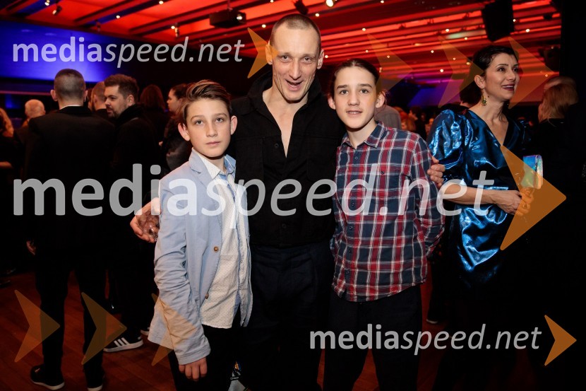 2020, premiera drame