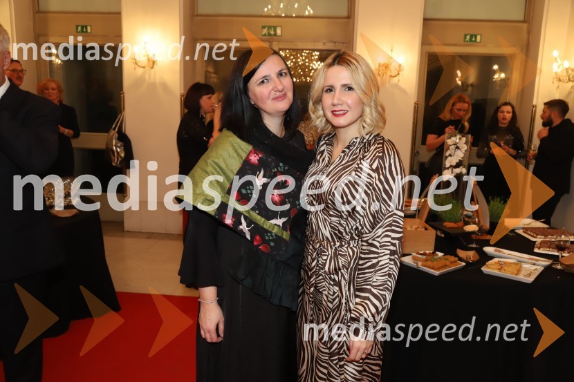  Nataša Jeza Kotnik, vodja marketinga Agencija Sonček;  Natalija Cvetko, vodja projektov, MediaspeedBob leta 2019 zdravnici in humanitarki Ninni Kozorog