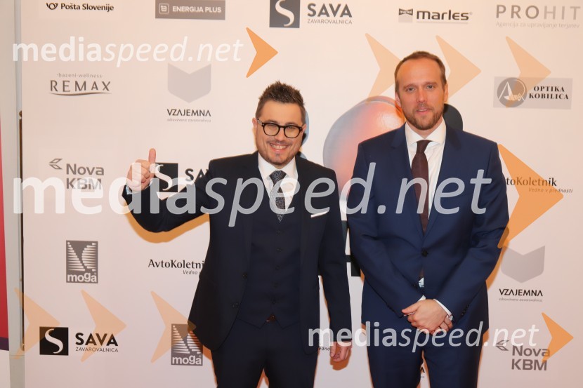  Matija Stepišnik, odgovorni urednik, Večer;  Uroš Hakl, direktor družbe Večer, d.o.o.Bob leta 2019 zdravnici in humanitarki Ninni Kozorog