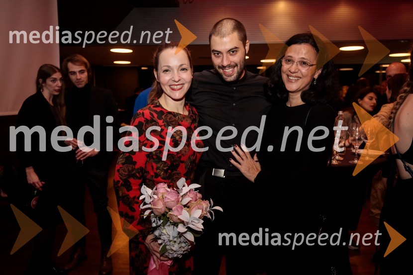  ... ;  Benjamin Krnetić, igralec;  ... 2020, premiera drame