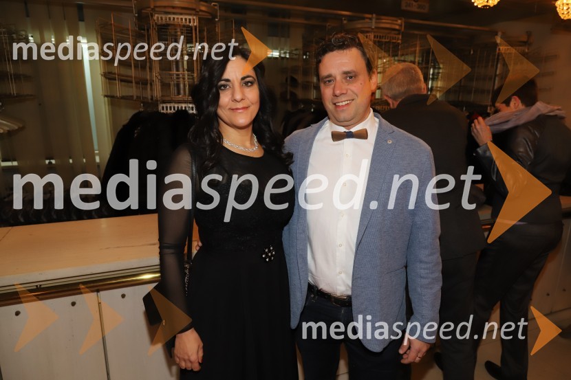  Andreja  Kutin Lednik, novinarka;  Gregor Lednik, Zavarovalnica Sava, predsednik ASK BranikBob leta 2019 zdravnici in humanitarki Ninni Kozorog