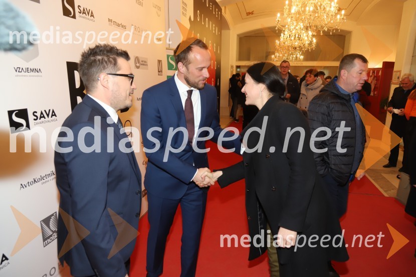  Matija Stepišnik, odgovorni urednik, Večer;  Uroš Hakl, direktor družbe Večer, d.o.o.;  ... Bob leta 2019 zdravnici in humanitarki Ninni Kozorog