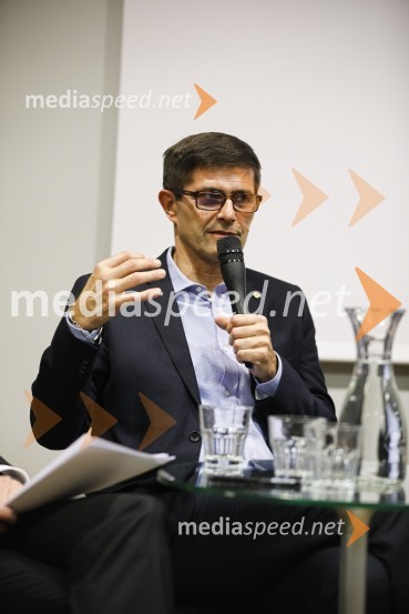  Matjaž Rakovec, župan Mestne občine KranjKranj - mesto prihodnosti za starejše