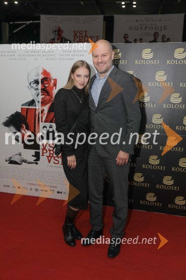  Vita  Balmazović;  Dejan Balmazović, namestnik generalnega direktorja Union hoteli d.d.Vsi proti vsem, premiera slovenskega filma