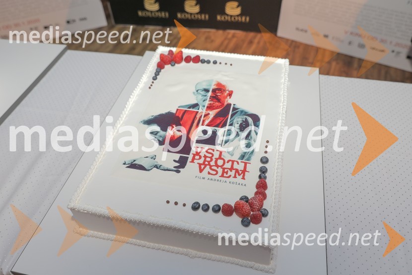Vsi proti vsem, premiera slovenskega filma