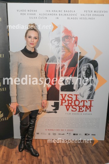  Iva Krajnc Bagola, igralkaVsi proti vsem, premiera slovenskega filma