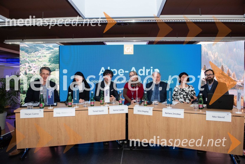 Okrogla miza - Slovenija gastronomska destinacija