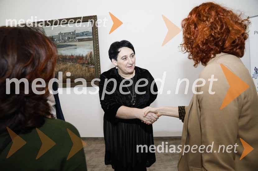 Januarski pogovor, Profiles International