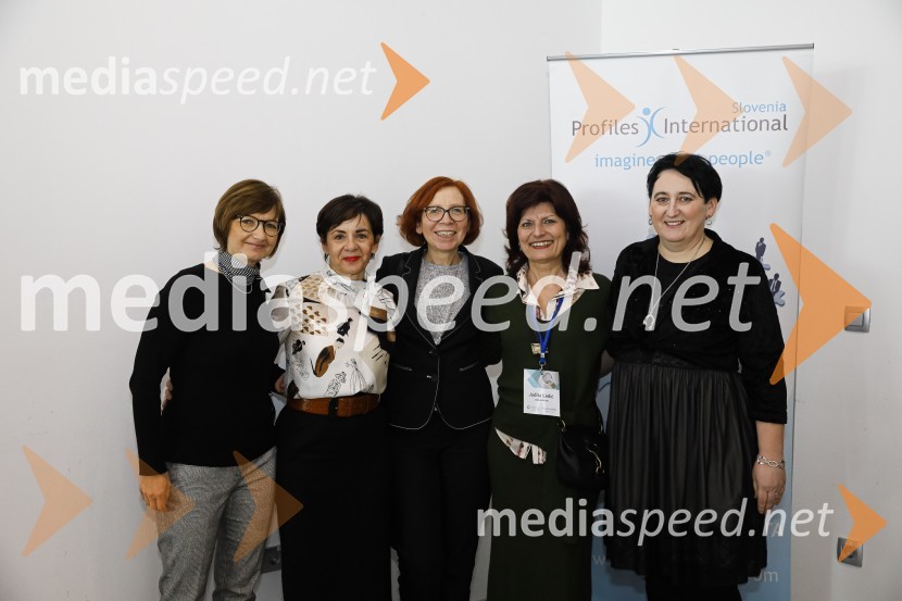 Januarski pogovor, Profiles International