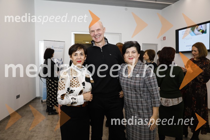 Januarski pogovor, Profiles International