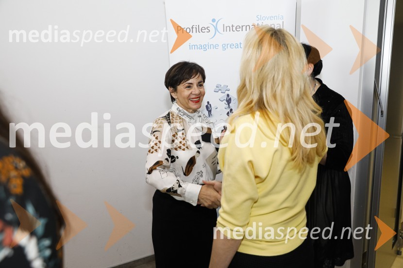 Januarski pogovor, Profiles International