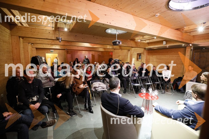 Pogovor o inovativnosti z mag. Metko Svetlin, dr. Mihom Škerlavajem in mag. Tomažem Laniškom