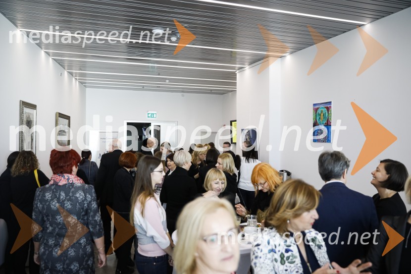 Januarski pogovor, Profiles International