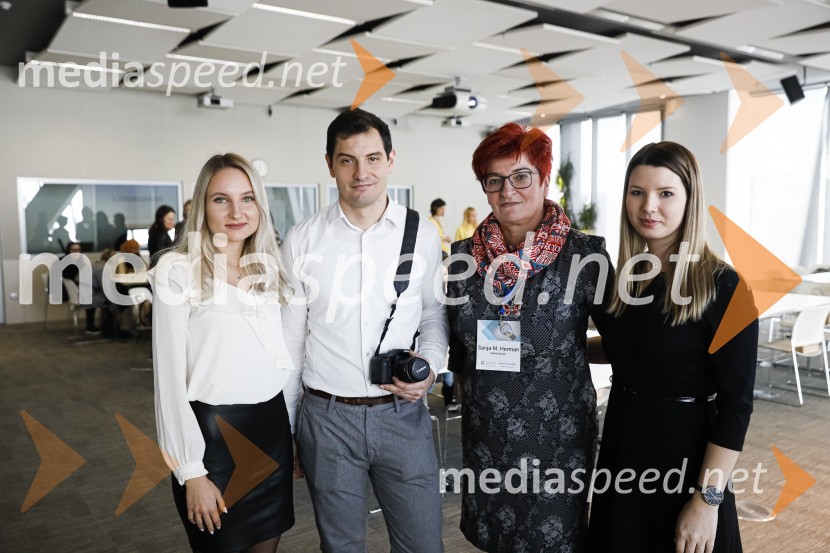 Januarski pogovor, Profiles International