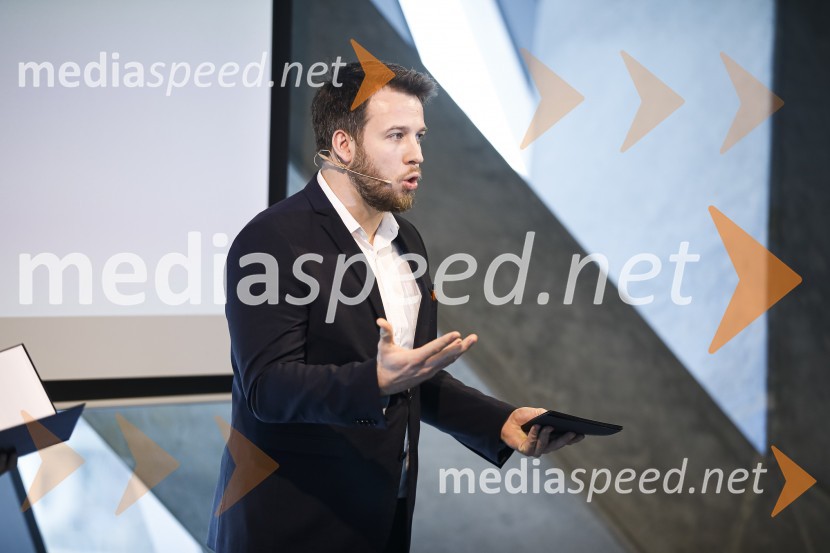 Januarski pogovor, Profiles International