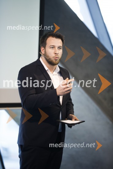 Januarski pogovor, Profiles International