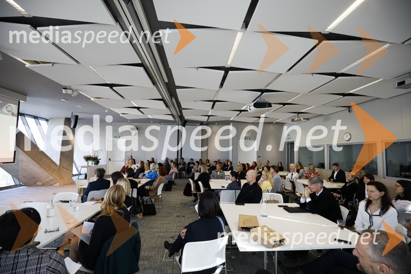 Januarski pogovor, Profiles International