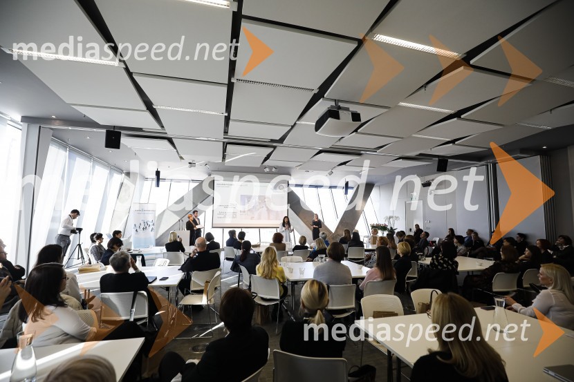 Januarski pogovor, Profiles International