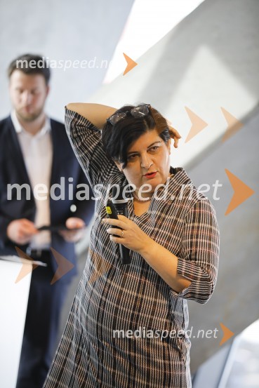 Januarski pogovor, Profiles International