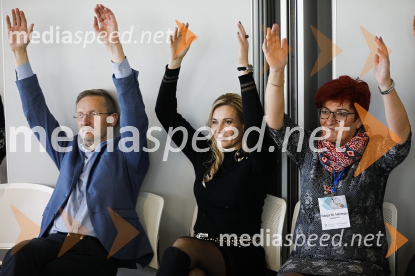 Januarski pogovor, Profiles International