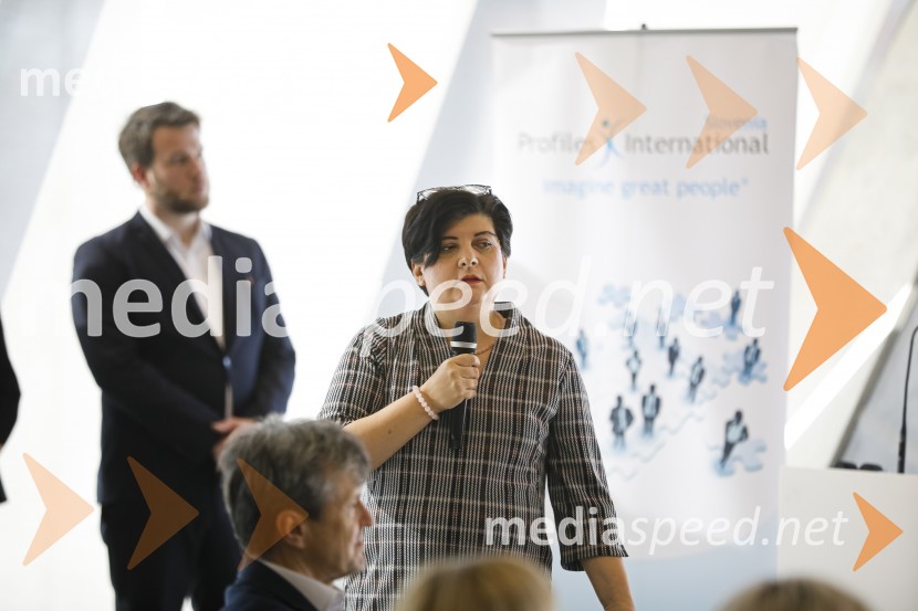 Januarski pogovor, Profiles International