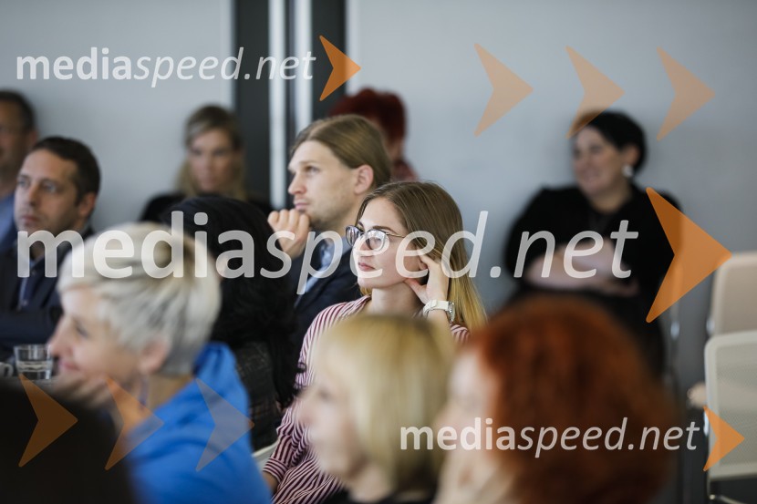 Januarski pogovor, Profiles International