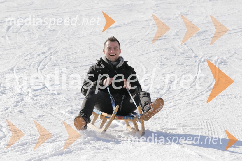  Omar Naber, glasbenikZnani Slovenci na smučeh in saneh