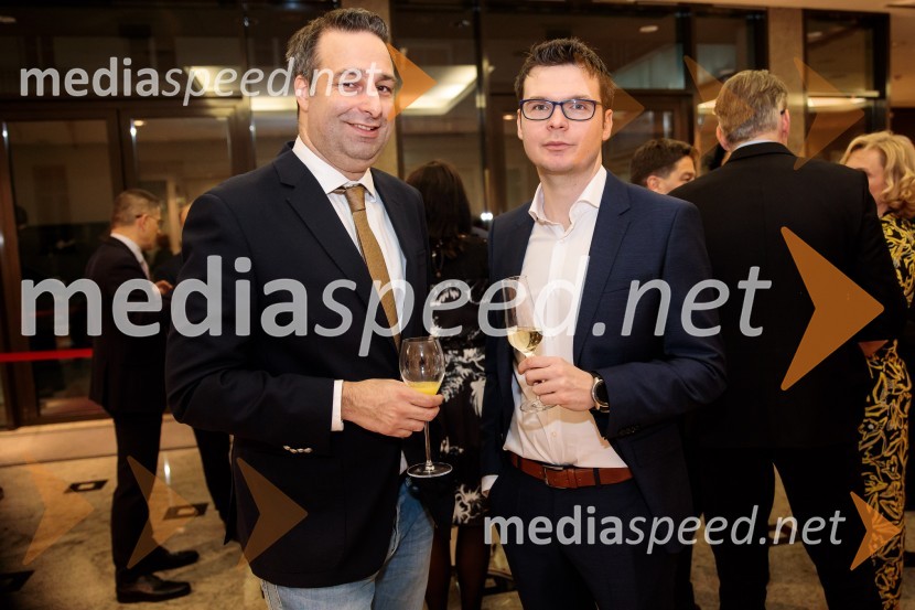 Priznanje za življenjsko delo na področju managementa Jožetu Mermalu, januarsko srečanje Združenja Manager