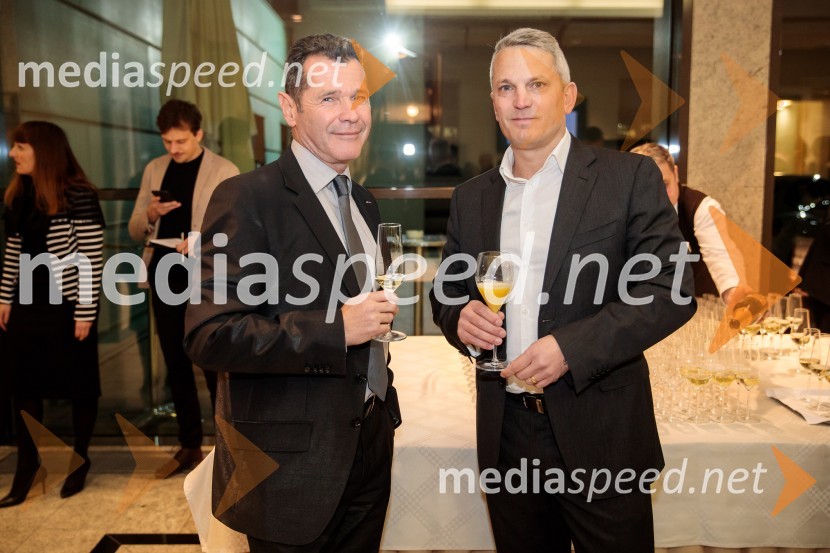 Priznanje za življenjsko delo na področju managementa Jožetu Mermalu, januarsko srečanje Združenja Manager