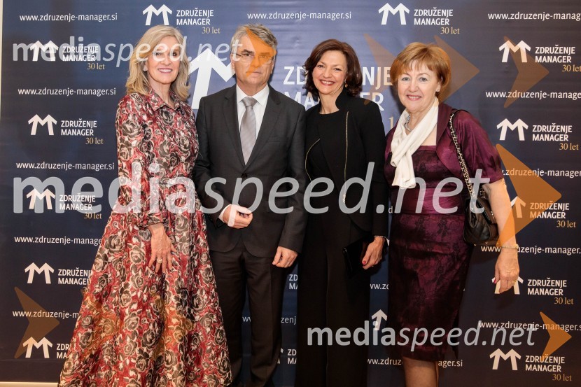 Priznanje za življenjsko delo na področju managementa Jožetu Mermalu, januarsko srečanje Združenja Manager