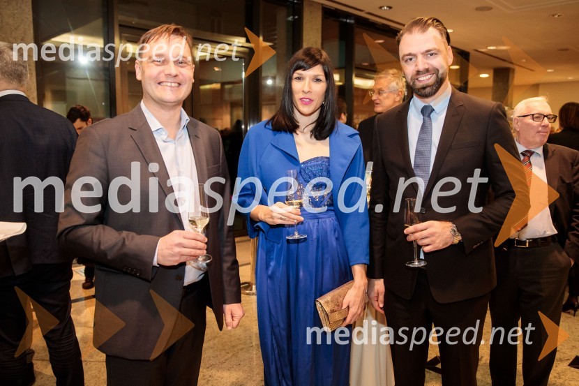 Priznanje za življenjsko delo na področju managementa Jožetu Mermalu, januarsko srečanje Združenja Manager