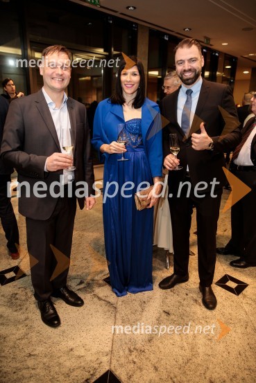 Priznanje za življenjsko delo na področju managementa Jožetu Mermalu, januarsko srečanje Združenja Manager