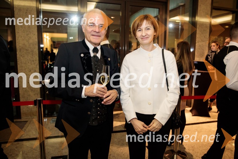 Priznanje za življenjsko delo na področju managementa Jožetu Mermalu, januarsko srečanje Združenja Manager