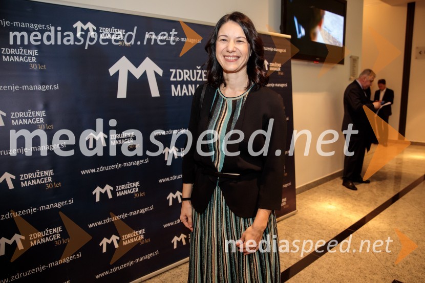 Priznanje za življenjsko delo na področju managementa Jožetu Mermalu, januarsko srečanje Združenja Manager