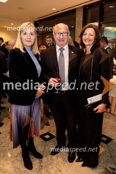 Priznanje za življenjsko delo na področju managementa Jožetu Mermalu, januarsko srečanje Združenja Manager